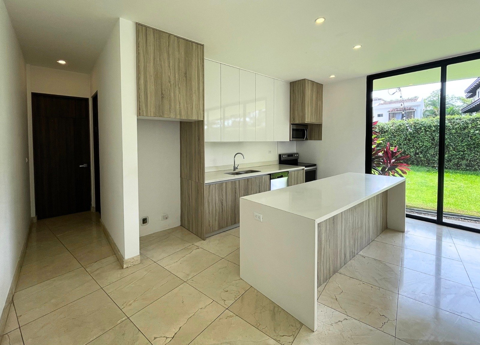 WhatsApp Image 2026-03-15 at 09.48.59 (2)